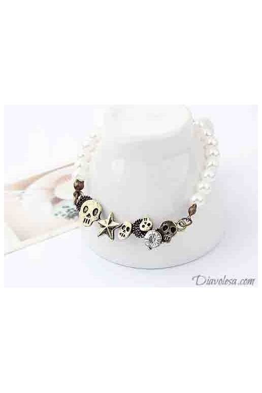 KÄEVÕRU "White Spells"