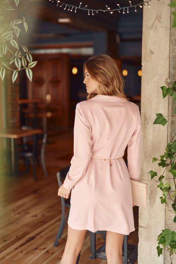 Elegantne kleit  särgisarnase kraega roosa varjund