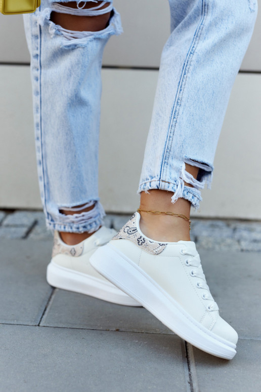 Klassikalise mudeli   Sportliku stiiliga jalanõud Valget-beeži värvi Meleris