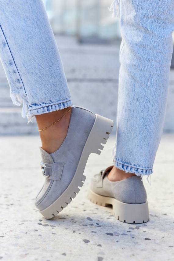 Moekad seemisnakhsed jalatsid  Halli värvi Rayhan