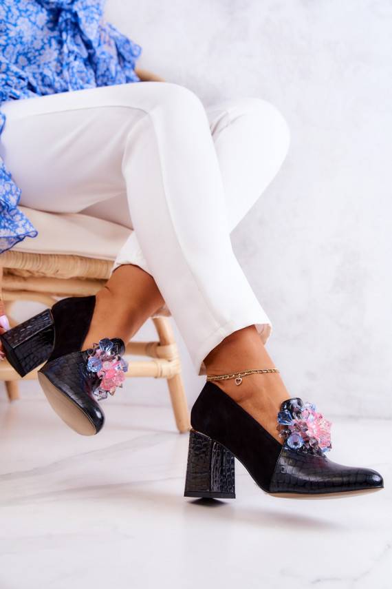 seemisnakhsed maonaha-imitatsiooniga saapad Kingad kõrge jämeda kontsaga mustad Sofie