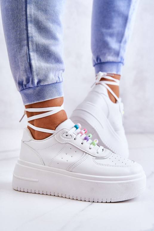   nööritavad spordijalatsid Sneakers tüüpi jalanõud valget värvi Manila