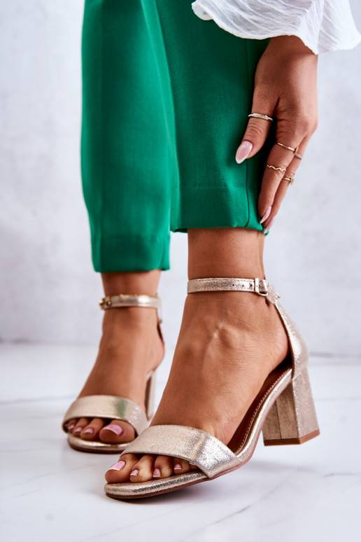   moodsad sandaalid kõrge jämeda kontsaga Kuldset värvi Lucida