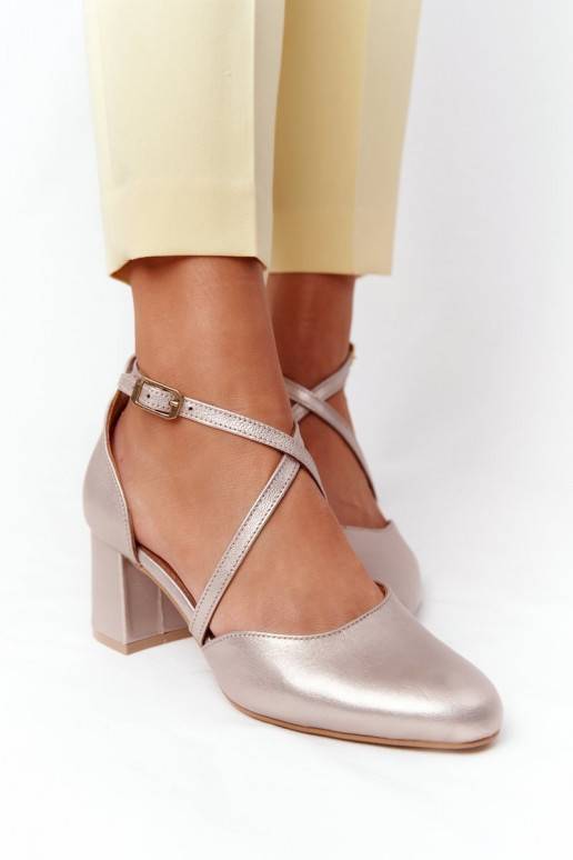 Kõrge kontsaga kingad Kuldset värvi 04070-25