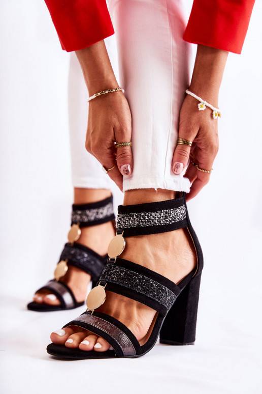 Naistesandaalid kõrge jämeda kontsaga mustad Laurita