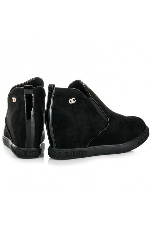 Seemisnahast mustad varjatud...