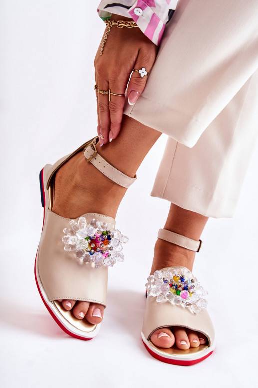     sandaalid kaunistustega beeži värvi Nevassa