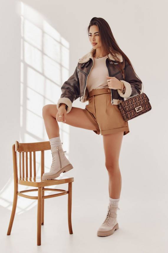   seemisnakhsed Naiste poolsaapad nööritavad beeži värvi Afra