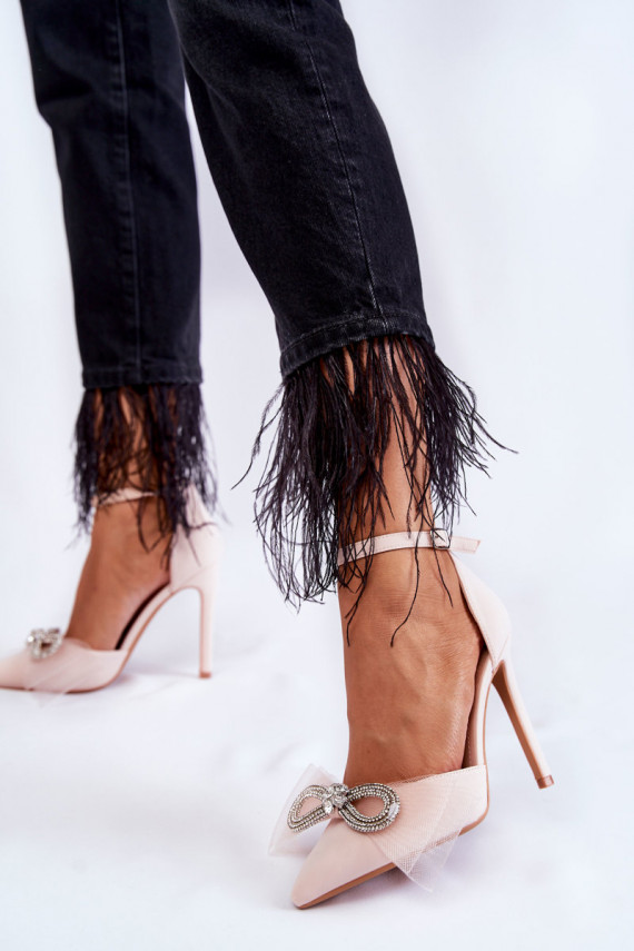 Elegantsed Kingad kõrge jämeda kontsaga lipsukesega beeži värvi Hettie