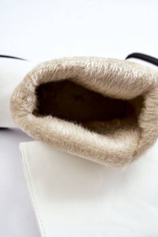   voodriga Naiste poolsaapad  valget värvi Calan