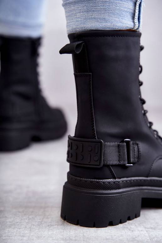   Naiste poolsaapad voodriga tõmblukuga mustad Fabiola