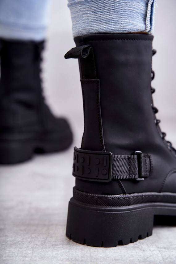   Naiste poolsaapad voodriga tõmblukuga mustad Fabiola