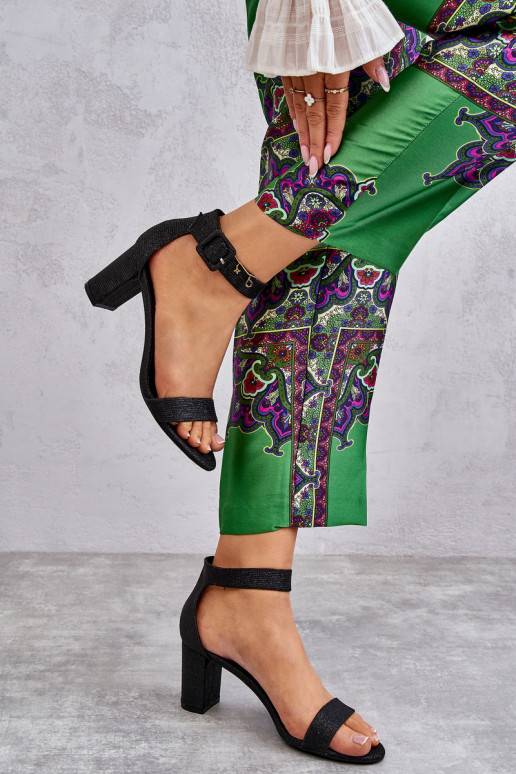  kõrge jämeda kontsaga mustad Maxim