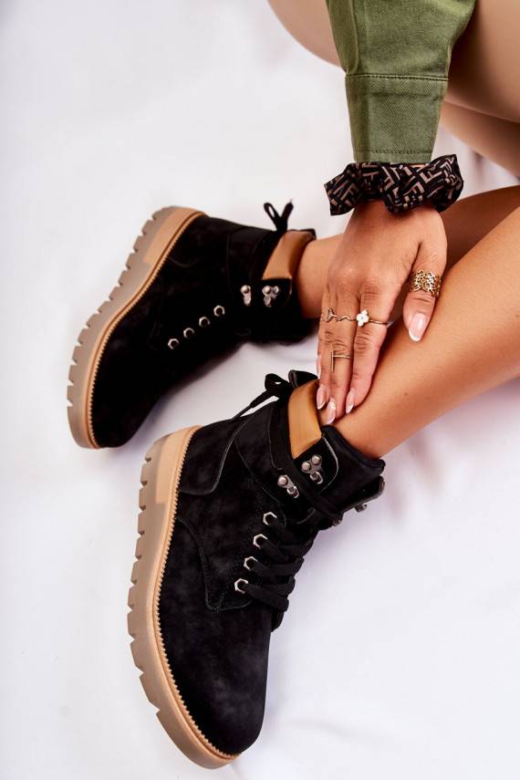   Naiste poolsaapad platvormiga mustad Ressa