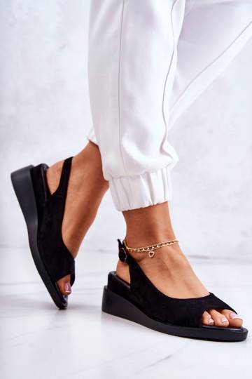 Seemisnahast kingad pannaldega mustad Camille 2