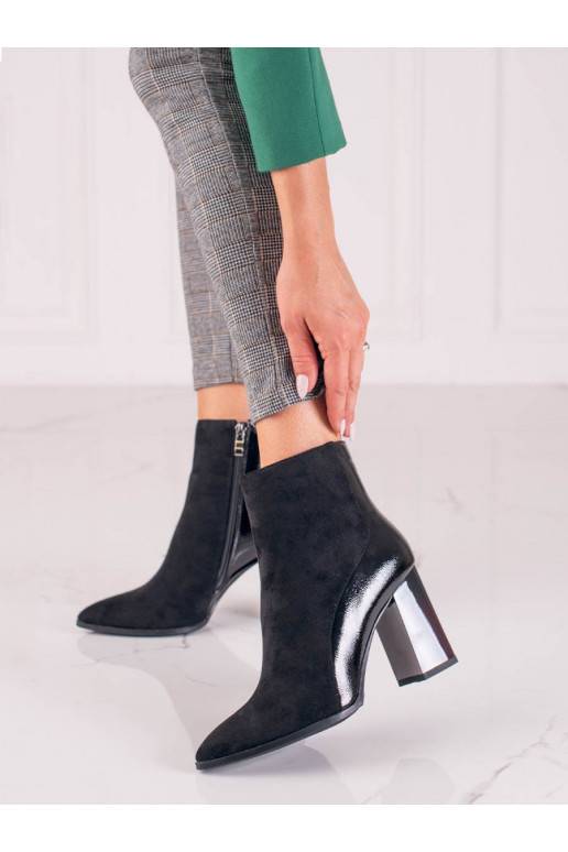 seemisnakhsed Mustad Naiste kingad...