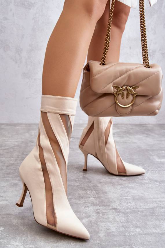 Moekad    Naiste poolsaapad kõrge jämeda kontsaga beeži värvi Deyna