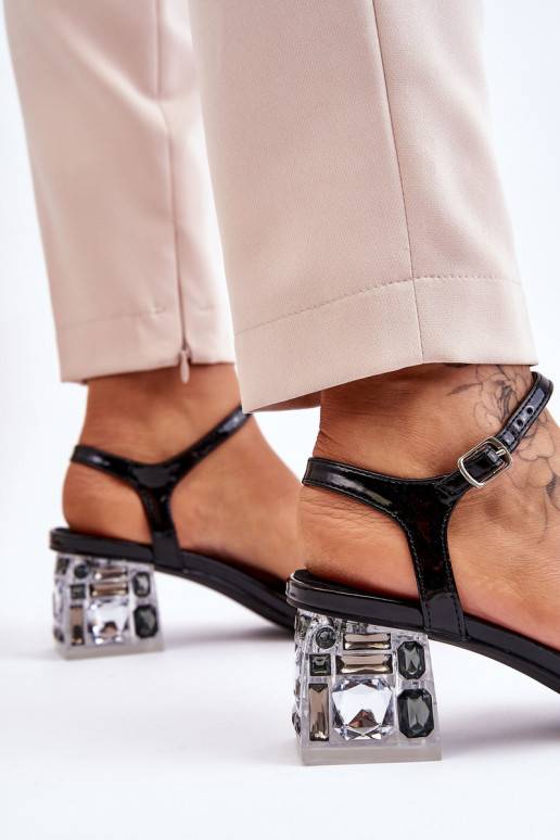 Naistesandaalid   mustad Benicio